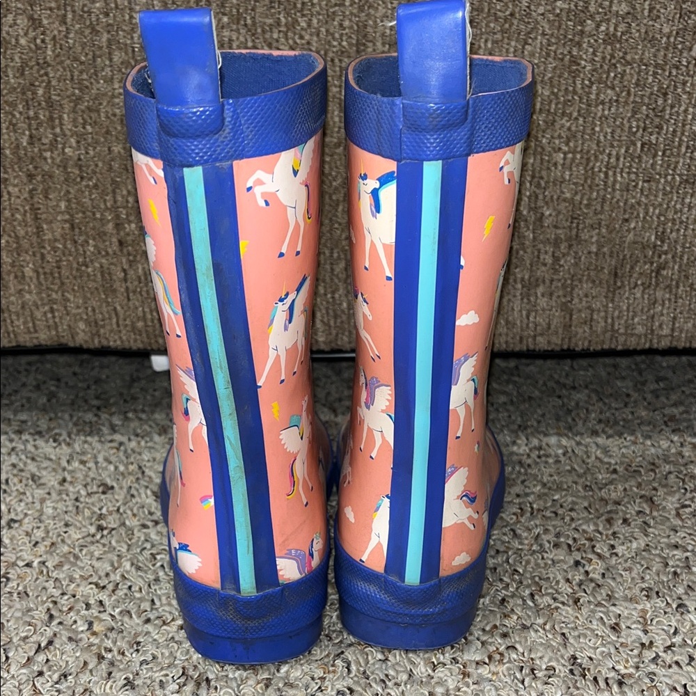 Hatley Pink Unicorn Rain Boots with Blue Trim - Picture 5 of 7